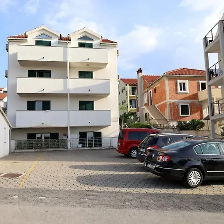 Oasis With Free Parking On Premises *