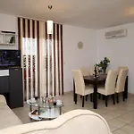 Oasis With Free Parking On Premises شقة سوبيتار